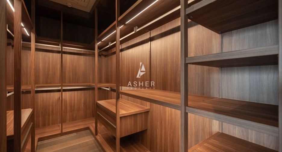 For rent 3 bedrooms condo in Watthana, Bangkok