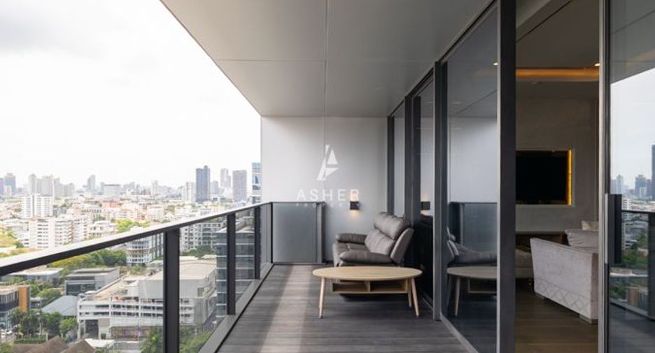 For rent 3 bedrooms condo in Watthana, Bangkok