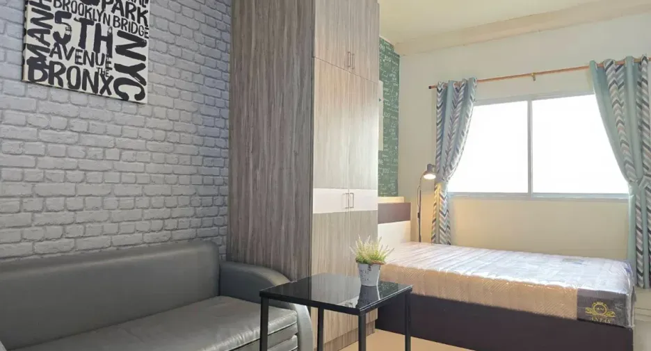 À vendre 1 chambre condo à Mueang Chon Buri, Chonburi