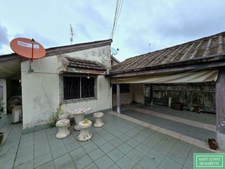 À vendre 3 chambres maison à Bang Kapi, Bangkok