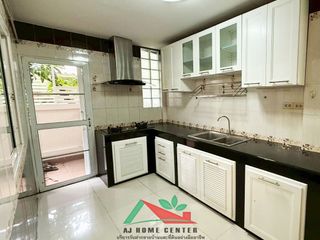 For sale 4 bed townhouse in Khlong Sam Wa, Bangkok