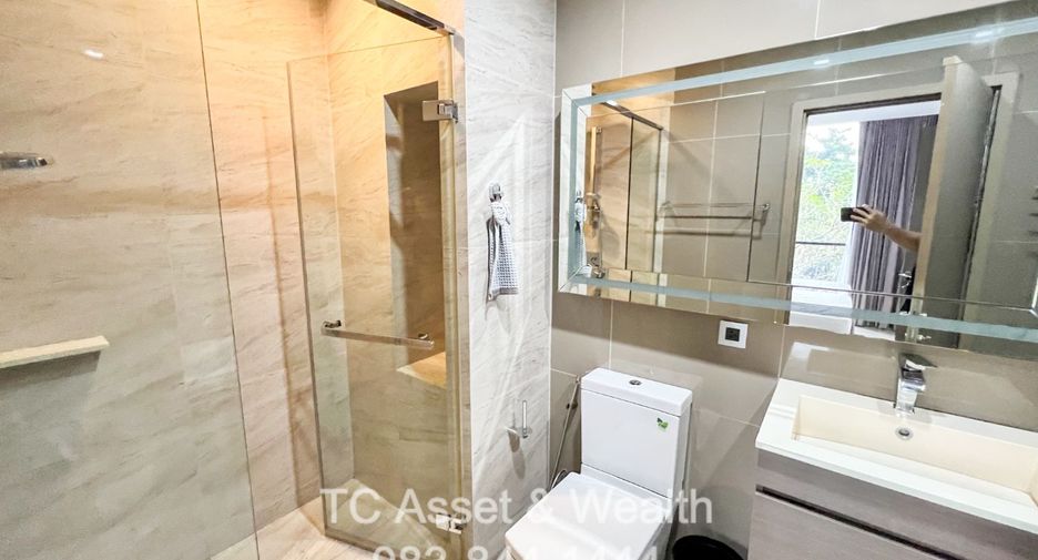 For rent 2 bedrooms condo in Suan Luang, Bangkok