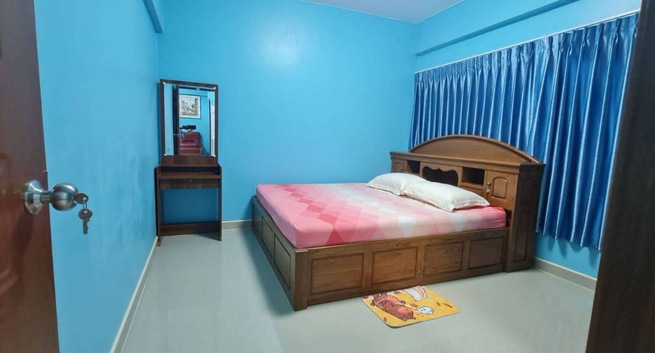 For rent 2 bedrooms condo in Bang Lamung, Chonburi