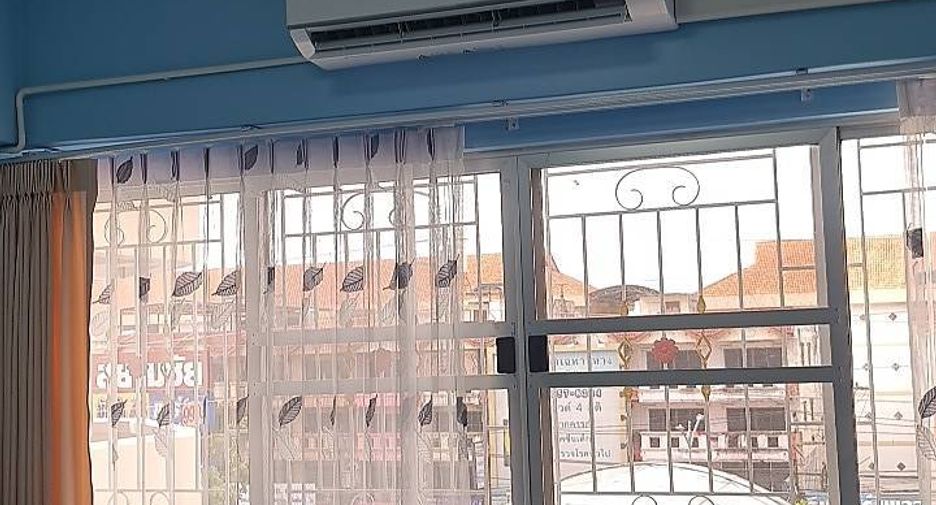 For rent 2 bedrooms condo in Bang Lamung, Chonburi