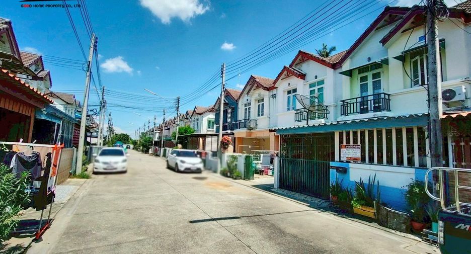 For sale 3 bed townhouse in Photharam, Ratchaburi | Hipflat