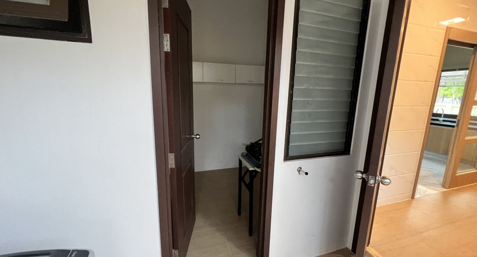 出租 4 卧室 独立屋 在 Mueang Samut Sakhon, Samut Sakhon