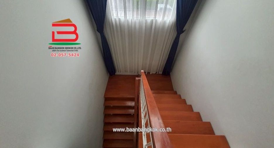 Casa en venta de 4 habitaciones en Lam Luk Ka, Pathum Thani