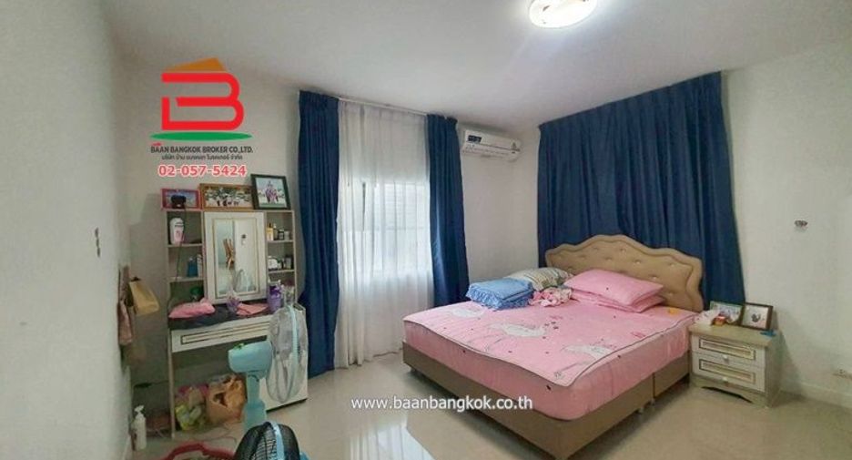 Casa en venta de 4 habitaciones en Lam Luk Ka, Pathum Thani