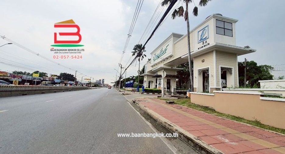 Casa en venta de 4 habitaciones en Lam Luk Ka, Pathum Thani