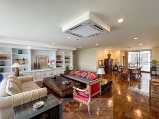 For rent そして for sale 3 Beds condo in Watthana, Bangkok