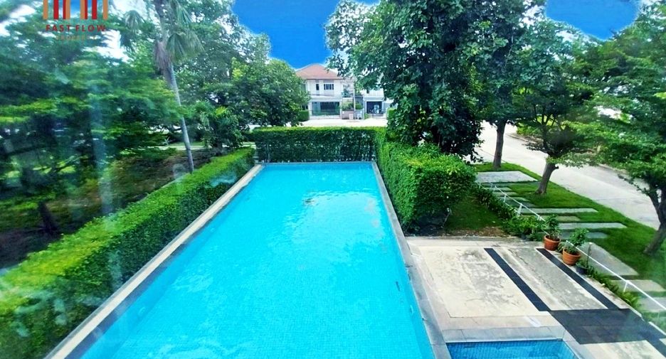 For sale 4 bedrooms house in Mueang Pathum Thani, Pathum Thani