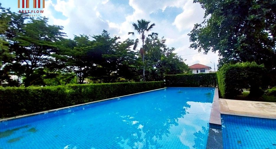 For sale 4 bedrooms house in Mueang Pathum Thani, Pathum Thani