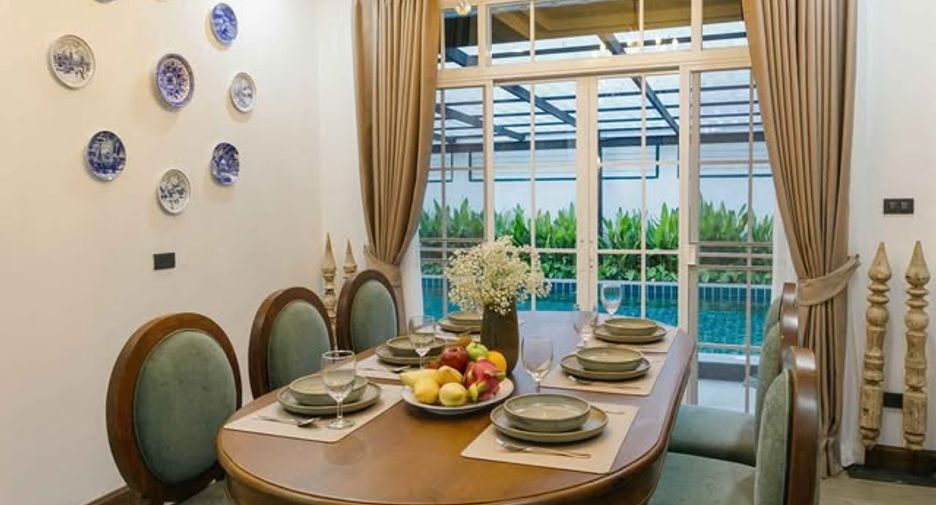 For rent 5 bedrooms villa in Mueang Chiang Mai, Chiang Mai