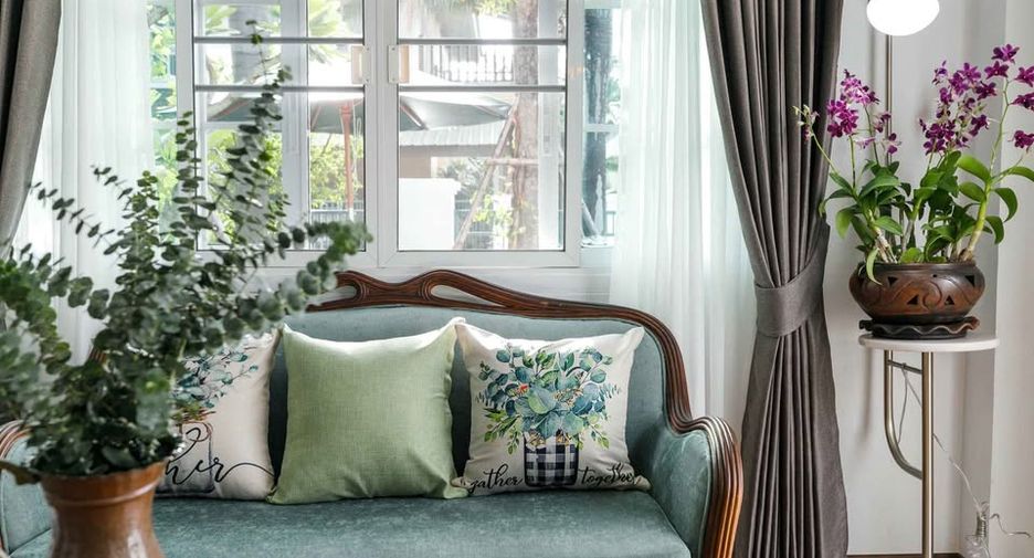 For rent 5 bedrooms villa in Mueang Chiang Mai, Chiang Mai