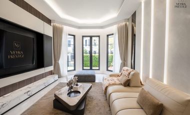 For rent そして for sale 4 Beds house in Bang Kapi, Bangkok