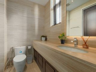 For sale 3 Beds condo in Khlong Toei, Bangkok