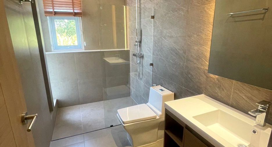 For rent and for sale 4 bedrooms villa in Hang Dong, Chiang Mai