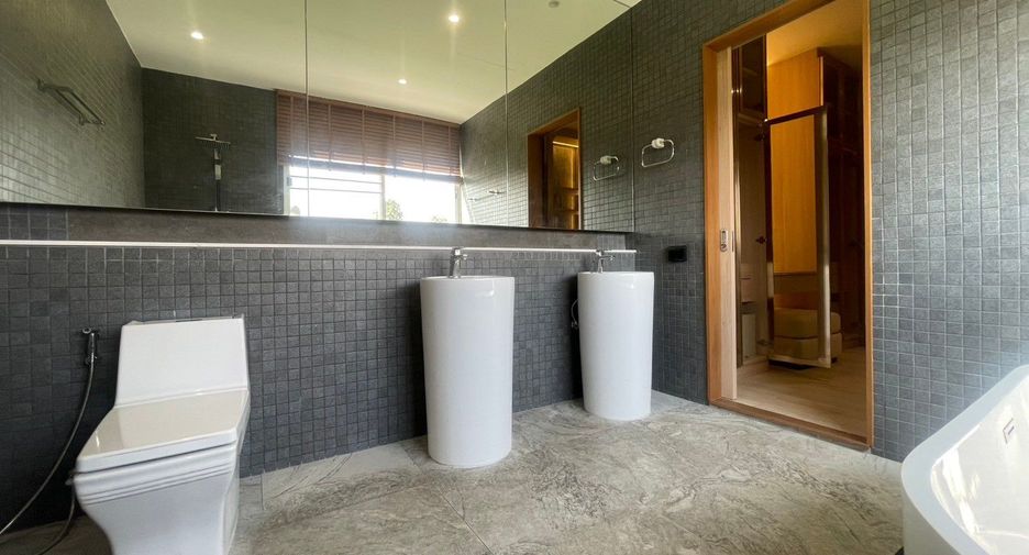 For rent and for sale 4 bedrooms villa in Hang Dong, Chiang Mai