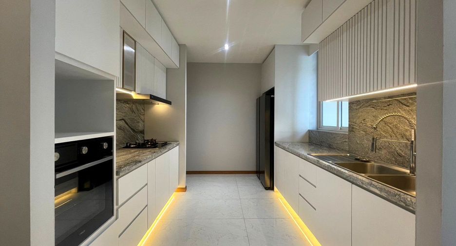 For rent and for sale 4 bedrooms villa in Hang Dong, Chiang Mai