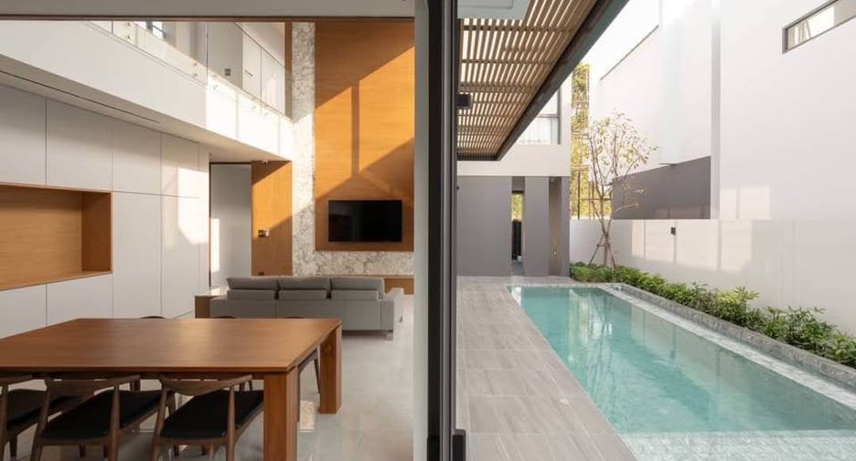 For sale 3 bedrooms villa in Mueang Chiang Mai, Chiang Mai