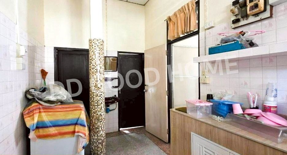 For sale 2 bedrooms house in Mueang Samut Sakhon, Samut Sakhon