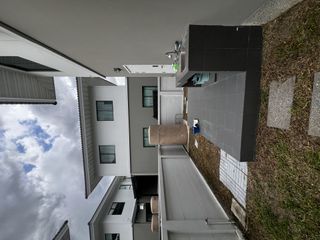 For rent 3 Beds house in Mueang Pathum Thani, Pathum Thani
