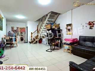 For sale 2 bed townhouse in Sam Khok, Pathum Thani
