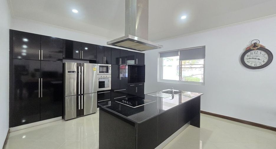 For sale 3 bedrooms house in Bang Lamung, Chonburi