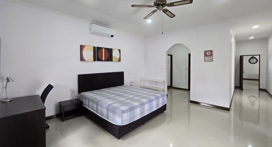 For sale 3 bedrooms house in Bang Lamung, Chonburi