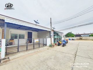 For sale 2 bed townhouse in Kantharawichai, Maha Sarakham