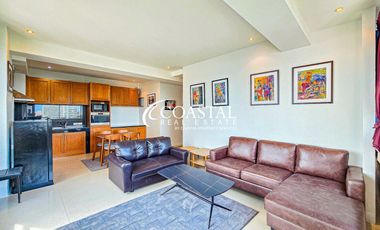 For sale 2 bed condo in Pratumnak, Pattaya