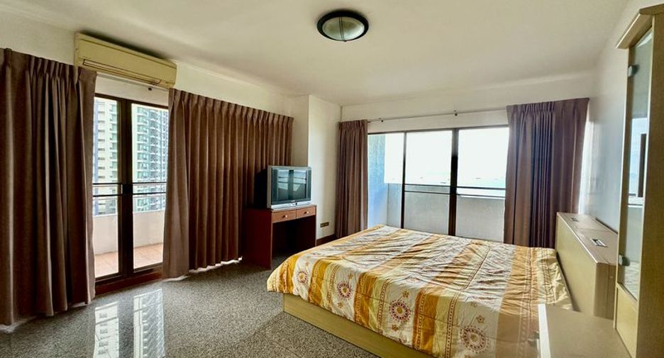 For rent 2 bedrooms condo in Si Racha, Chonburi