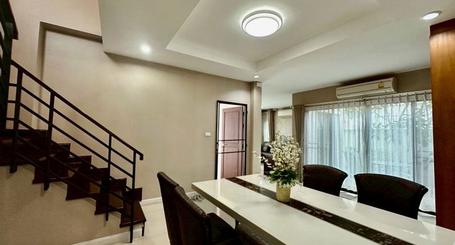 For rent 3 bed house in Si Racha, Chonburi