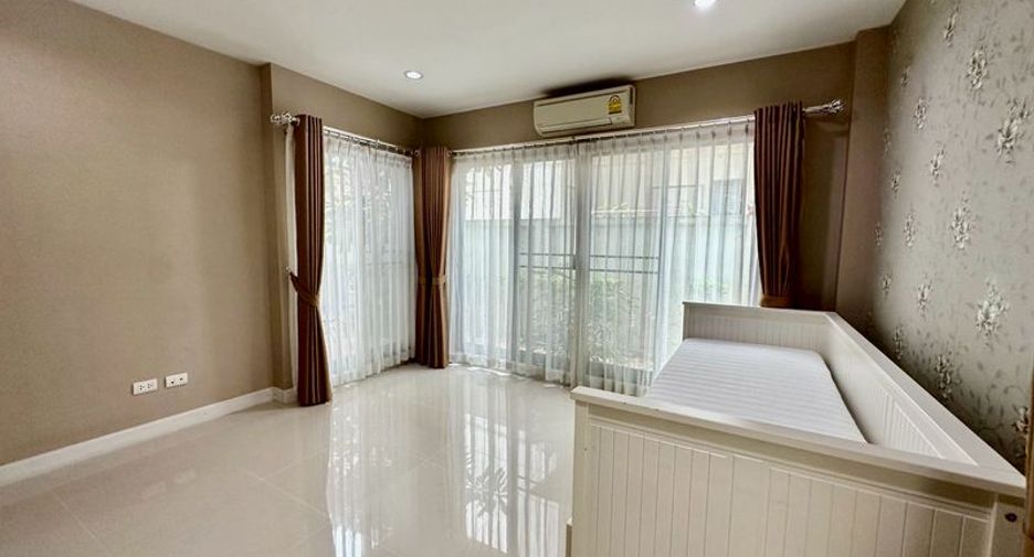 For rent 3 bed house in Si Racha, Chonburi