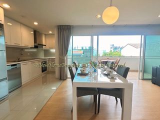 For rent 2 bedrooms apartment in Watthana, Bangkok