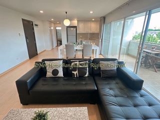 For rent 2 bedrooms apartment in Watthana, Bangkok