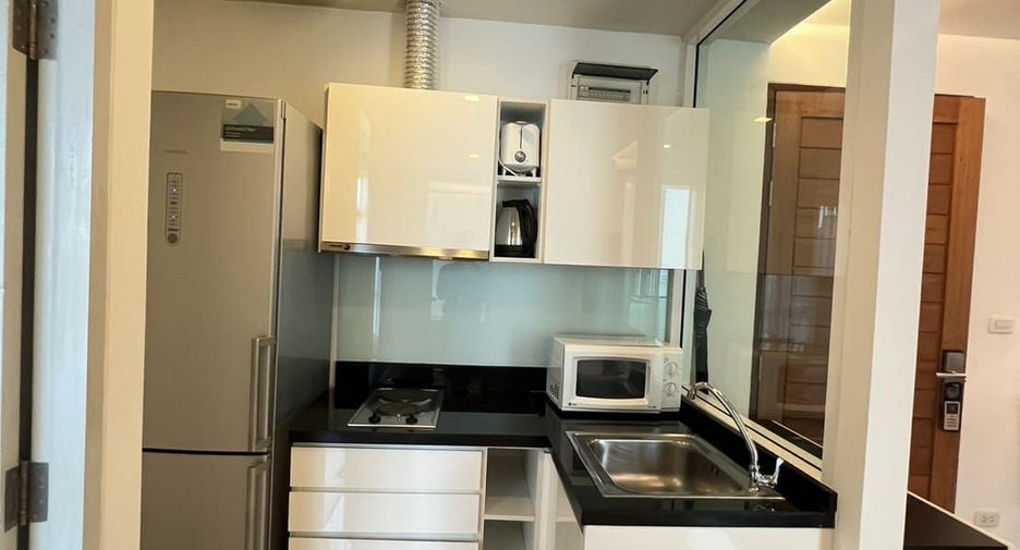 For rent 1 bed condo in Watthana, Bangkok