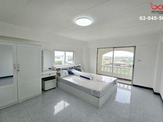 For sale 1 bed condo in Saphan Sung, Bangkok