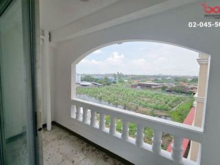 For sale 1 bed condo in Saphan Sung, Bangkok
