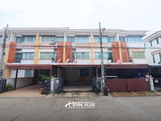 For sale 3 Beds townhouse in Bang Kapi, Bangkok