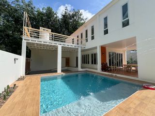 For rent 4 bed villa in Mueang Krabi, Krabi