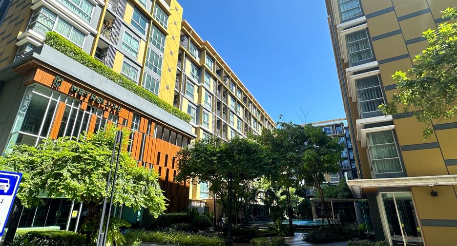 For sale 1 bed apartment in Khlong Toei, Bangkok