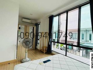 Reihenhaus zur Miete mit 2 Zimmer in Khlong Sam Wa, Bangkok