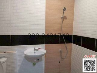 For rent 2 bedrooms townhouse in Saphan Sung, Bangkok