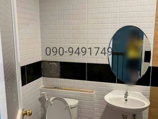 For rent 2 bedrooms townhouse in Saphan Sung, Bangkok