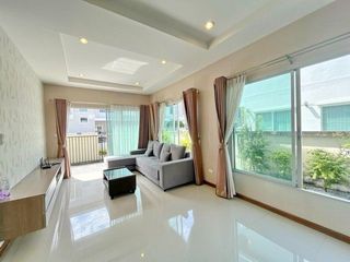 4 Bedroom House In Si Racha, Chonburi