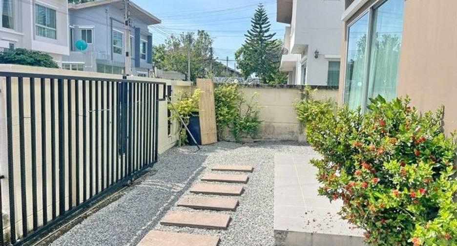 For rent 4 bedrooms house in Si Racha, Chonburi