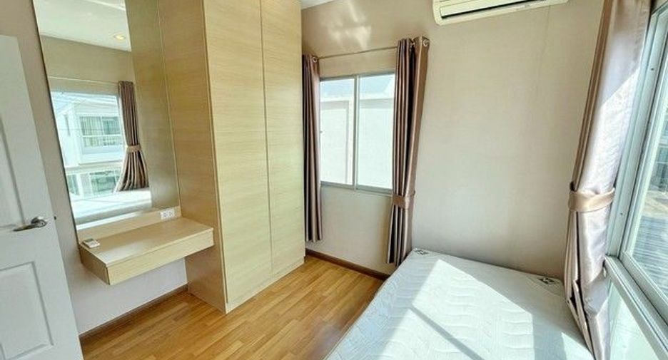 For rent 4 bedrooms house in Si Racha, Chonburi