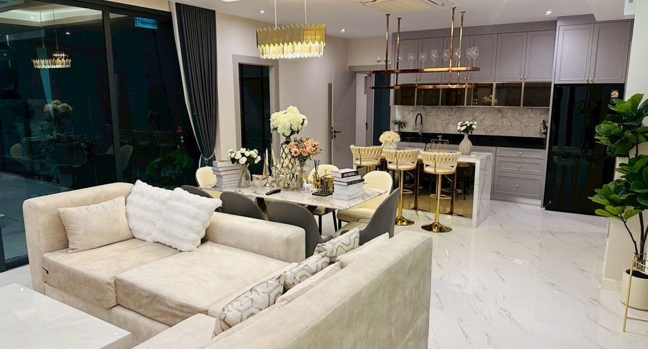 For rent 4 ベッドルーム villa in Bang Lamung, Chonburi