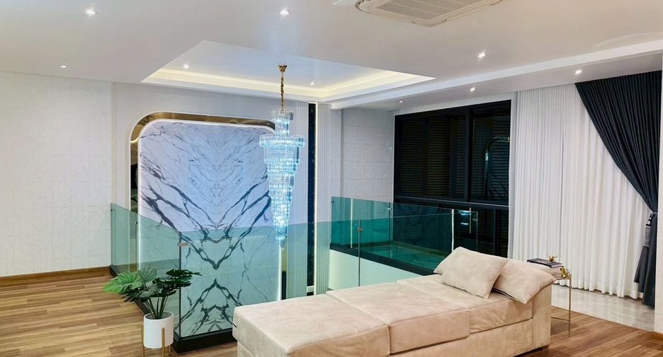 For rent 4 ベッドルーム villa in Bang Lamung, Chonburi